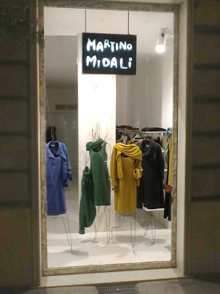 Midali abbigliamento hotsell