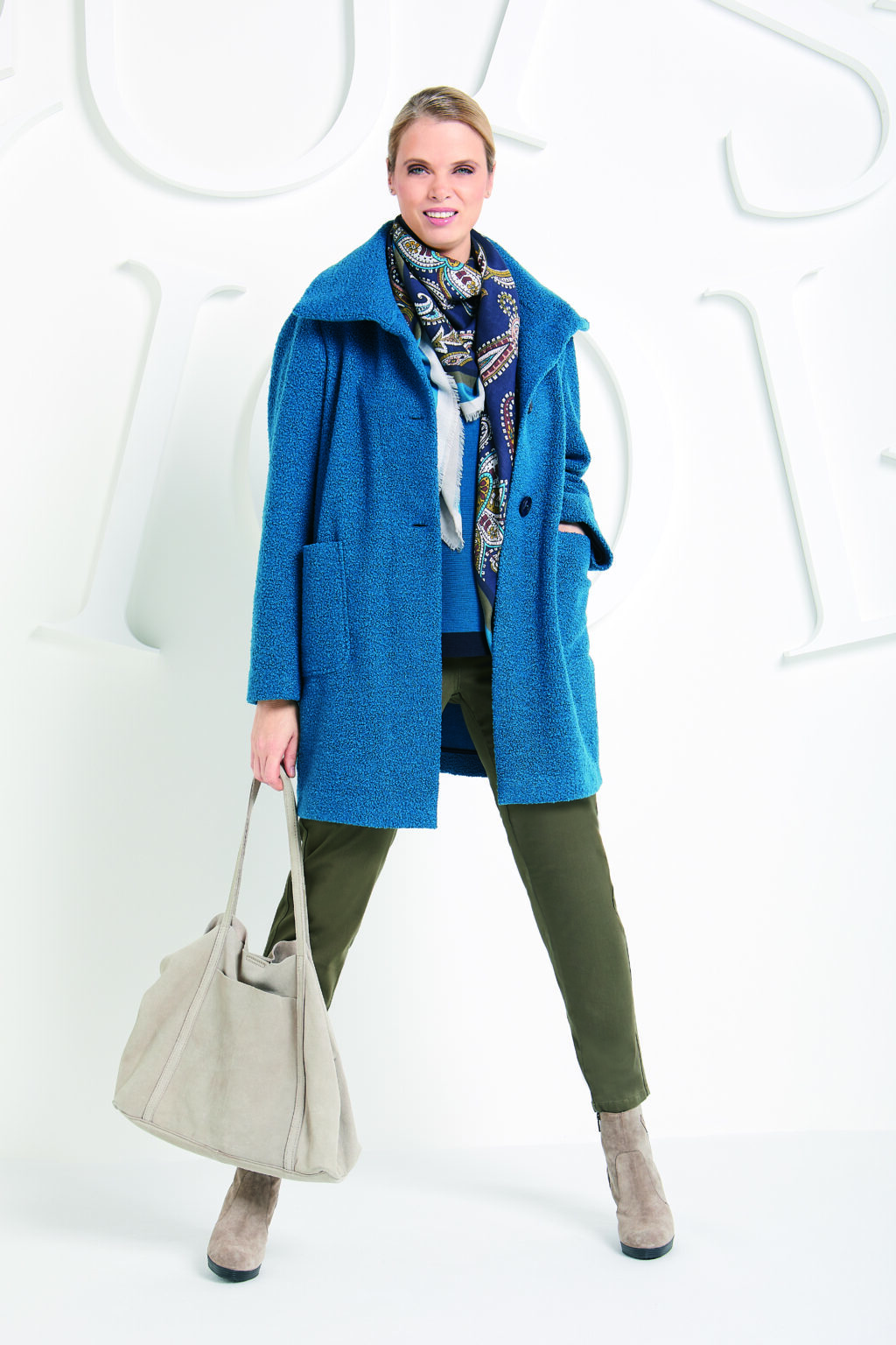Luisa Viola presenta la nuova collezione Autunno/Inverno 202122